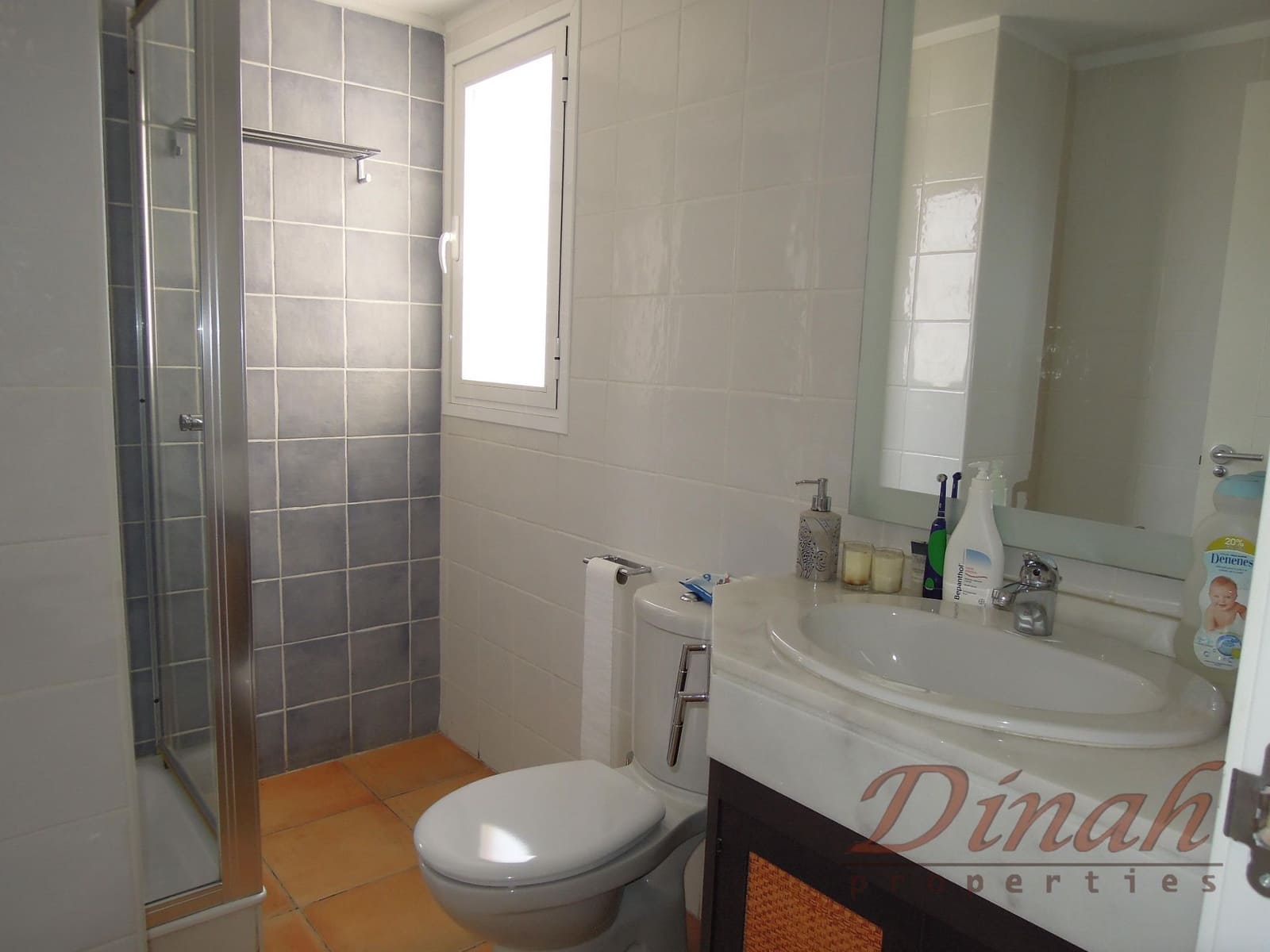2 soverom Leilighet til leie i Altea med svømmebasseng garasje - € 1 250 (Ref: 9978125)