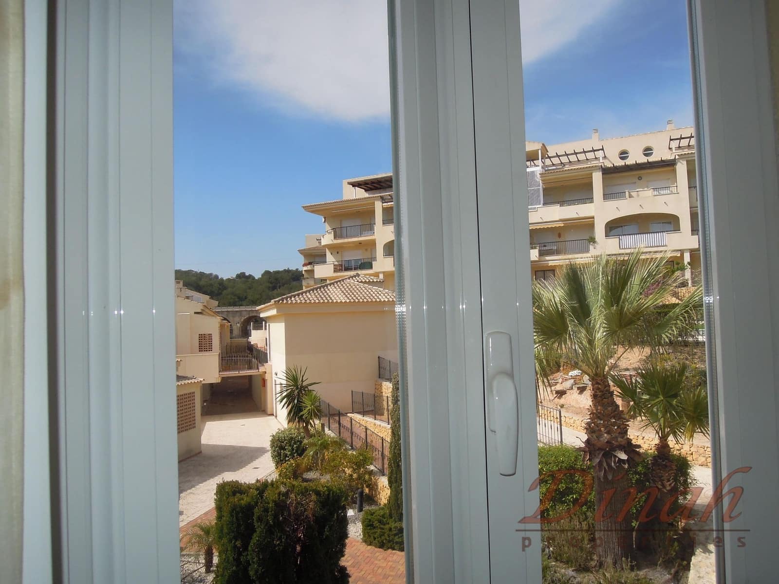 2 soverom Leilighet til leie i Altea med svømmebasseng garasje - € 1 250 (Ref: 9978125)