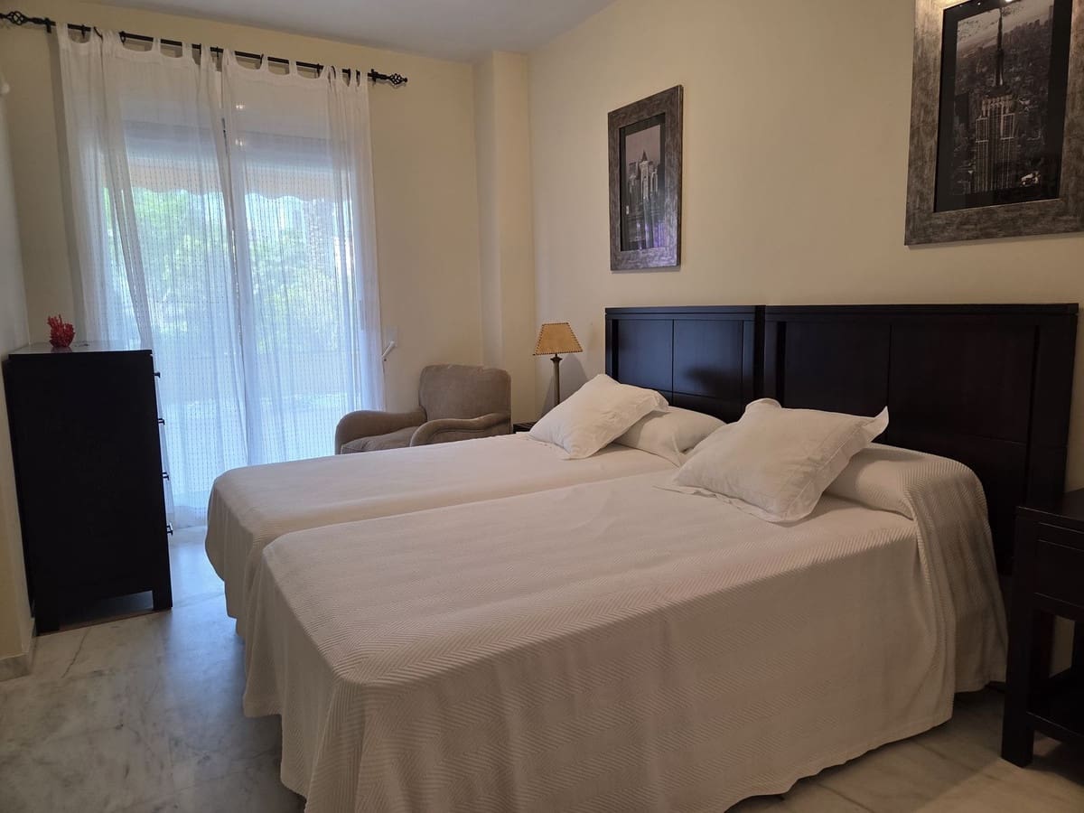 2 sovrum Lägenhet till salu i Bahia de Marbella med pool garage - 646 000 € (Ref: 10026197)
