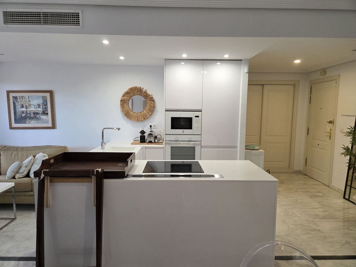 2 sovrum Lägenhet till salu i Bahia de Marbella med pool garage - 646 000 € (Ref: 10026197)