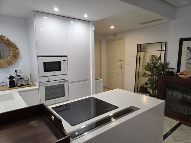 2 sovrum Lägenhet till salu i Bahía de Marbella, Marbella med pool garage - 646 000 € (Ref: 10026197)