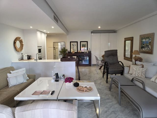 2 sovrum Lägenhet till salu i Bahía de Marbella, Marbella med pool garage - 646 000 € (Ref: 10026197)