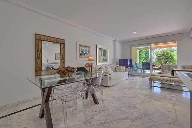 2 slaapkamer Appartement te koop in Bahía de Marbella, Marbella met zwembad garage - € 646.000 (Ref: 10026197)