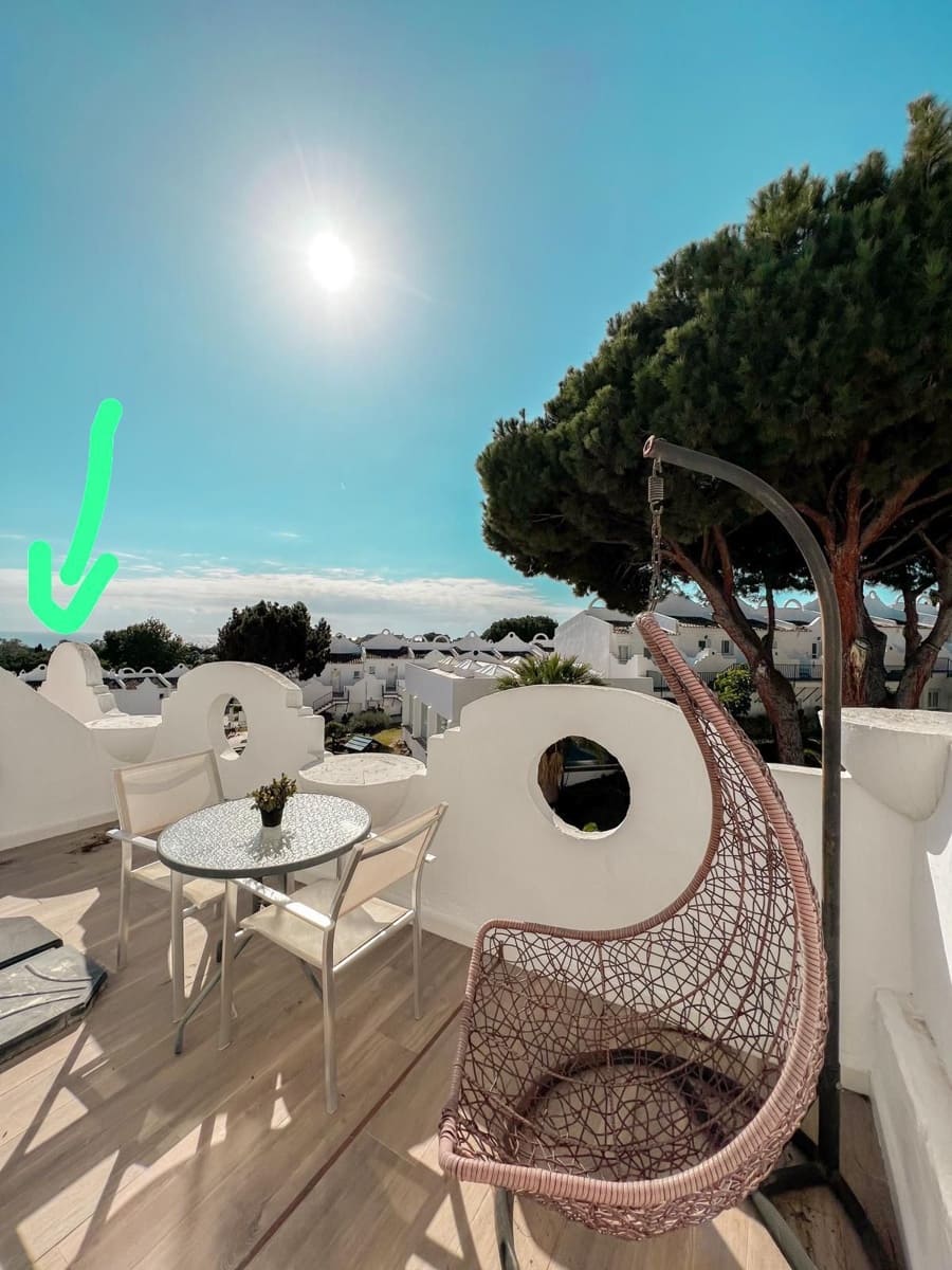 Apartamento de 2 habitaciones en La Reserva en venta con piscina garaje - 365.000 € (Ref: 10048463)