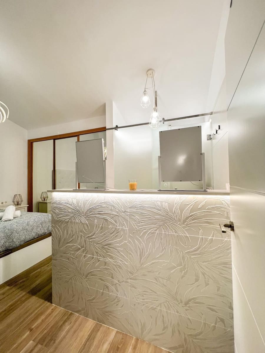 Apartamento de 2 habitaciones en La Reserva en venta con piscina garaje - 365.000 € (Ref: 10048463)