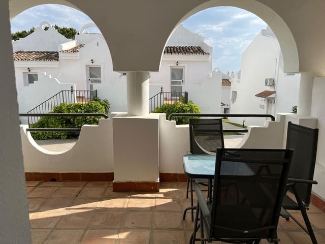 2 slaapkamer Huis te koop in La Reserva, Marbella met zwembad - € 389.000 (Ref: 10100585)