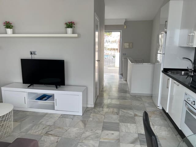 2 slaapkamer Huis te koop in La Reserva, Marbella met zwembad - € 389.000 (Ref: 10100585)