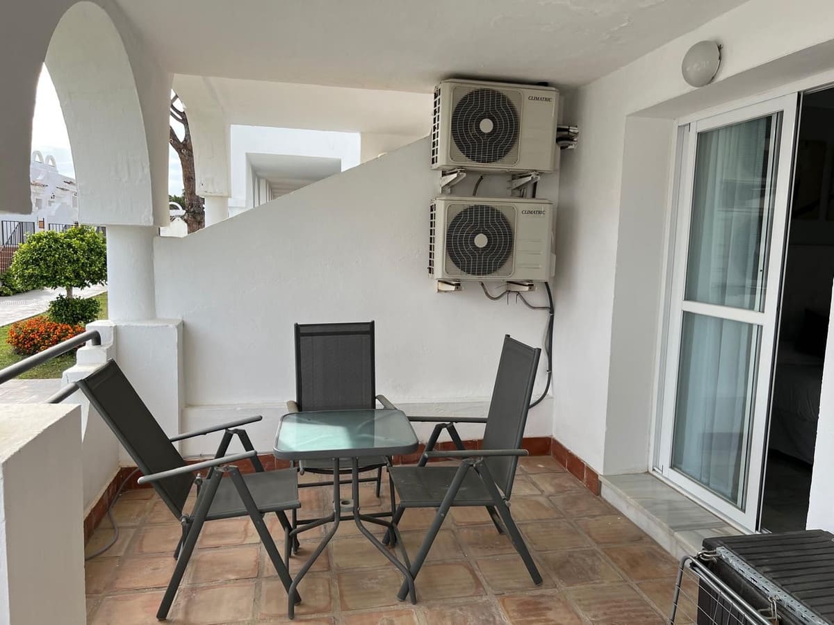 2 slaapkamer Huis te koop in La Reserva met zwembad - € 389.000 (Ref: 10100585)