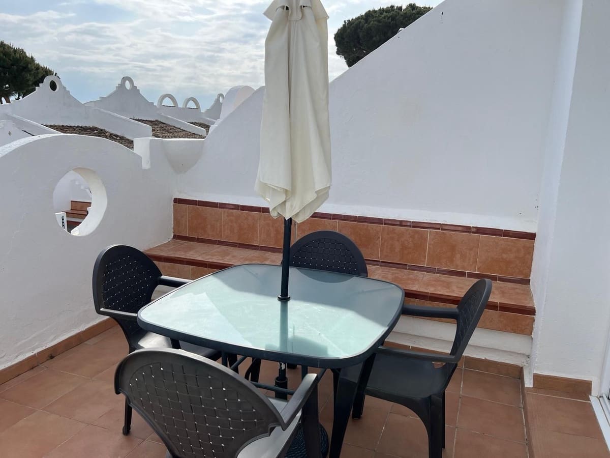 2 slaapkamer Huis te koop in La Reserva met zwembad - € 389.000 (Ref: 10100585)
