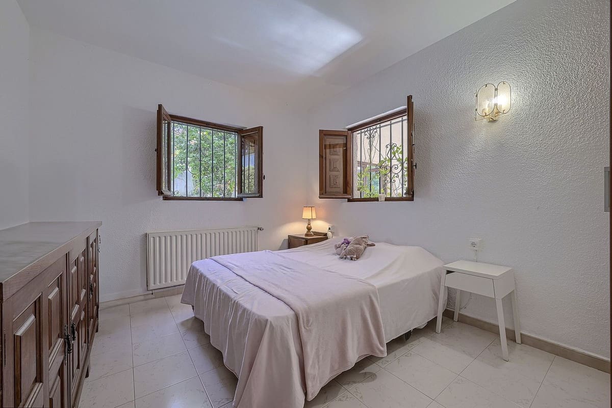 6 soveværelse Villa til salg i Elviria med garage - € 1.350.000 (Ref: 10165712)