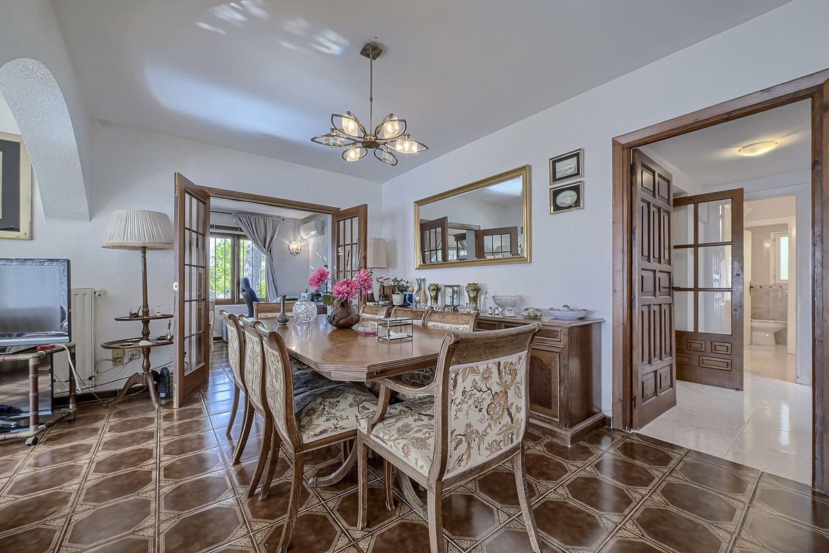 6 soveværelse Villa til salg i Elviria med garage - € 1.350.000 (Ref: 10165712)
