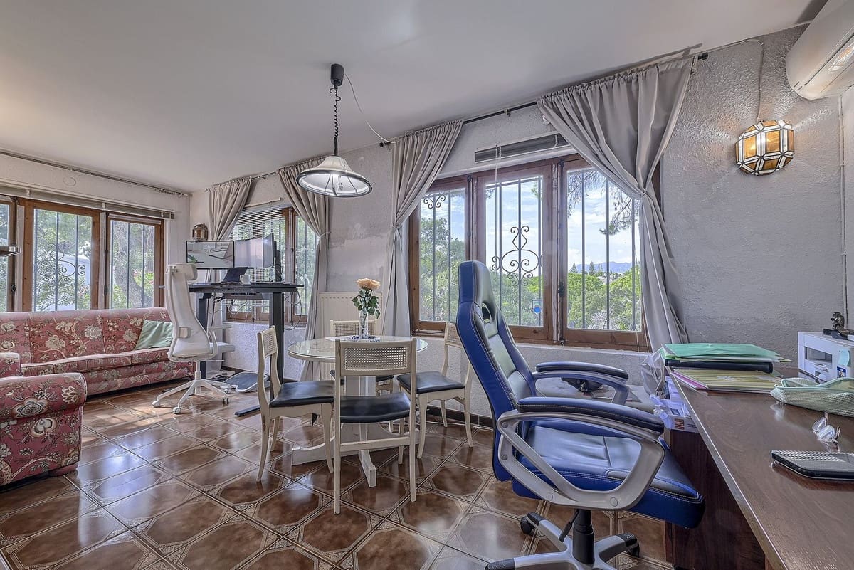 6 soveværelse Villa til salg i Elviria med garage - € 1.350.000 (Ref: 10165712)