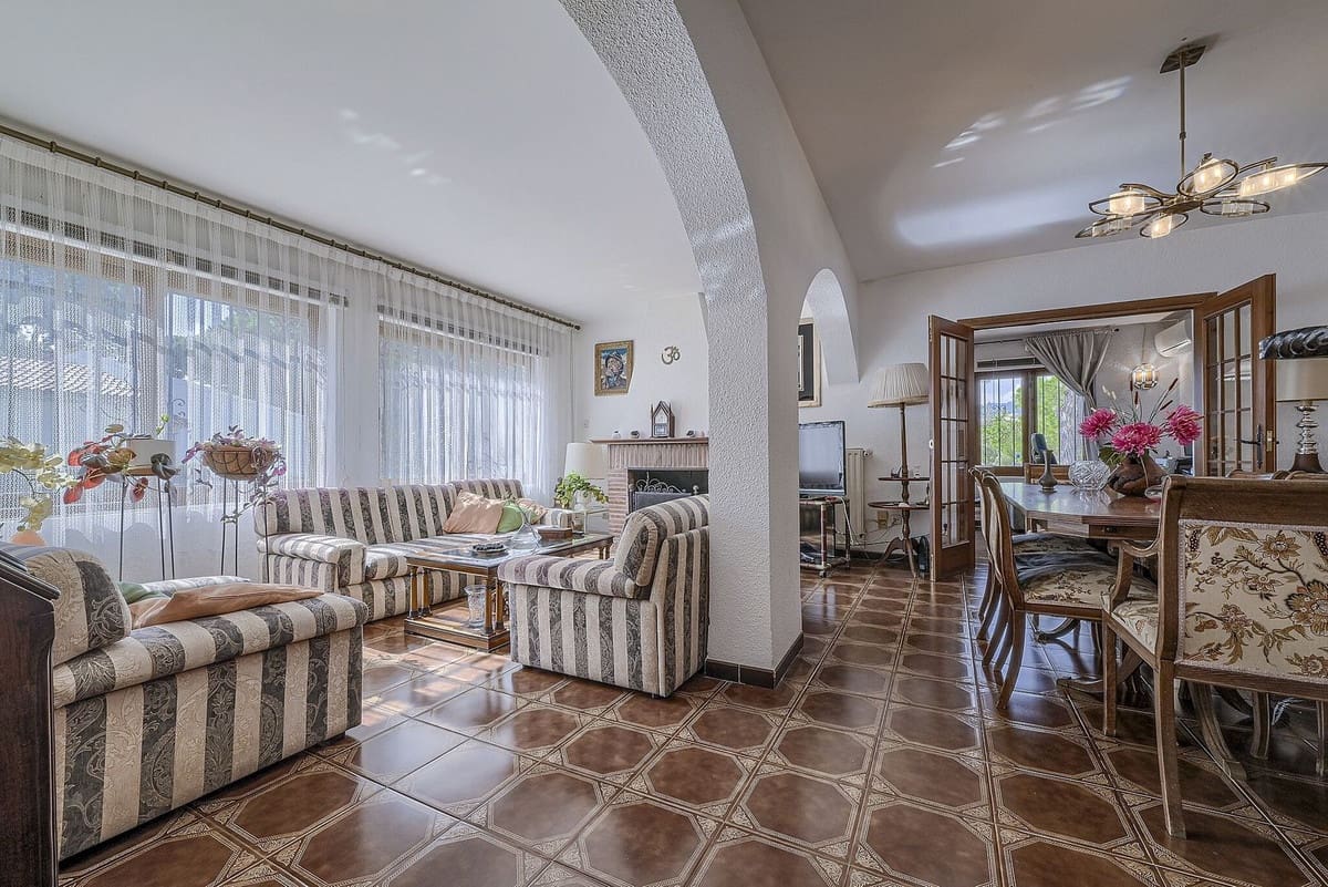 6 soveværelse Villa til salg i Elviria med garage - € 1.350.000 (Ref: 10165712)