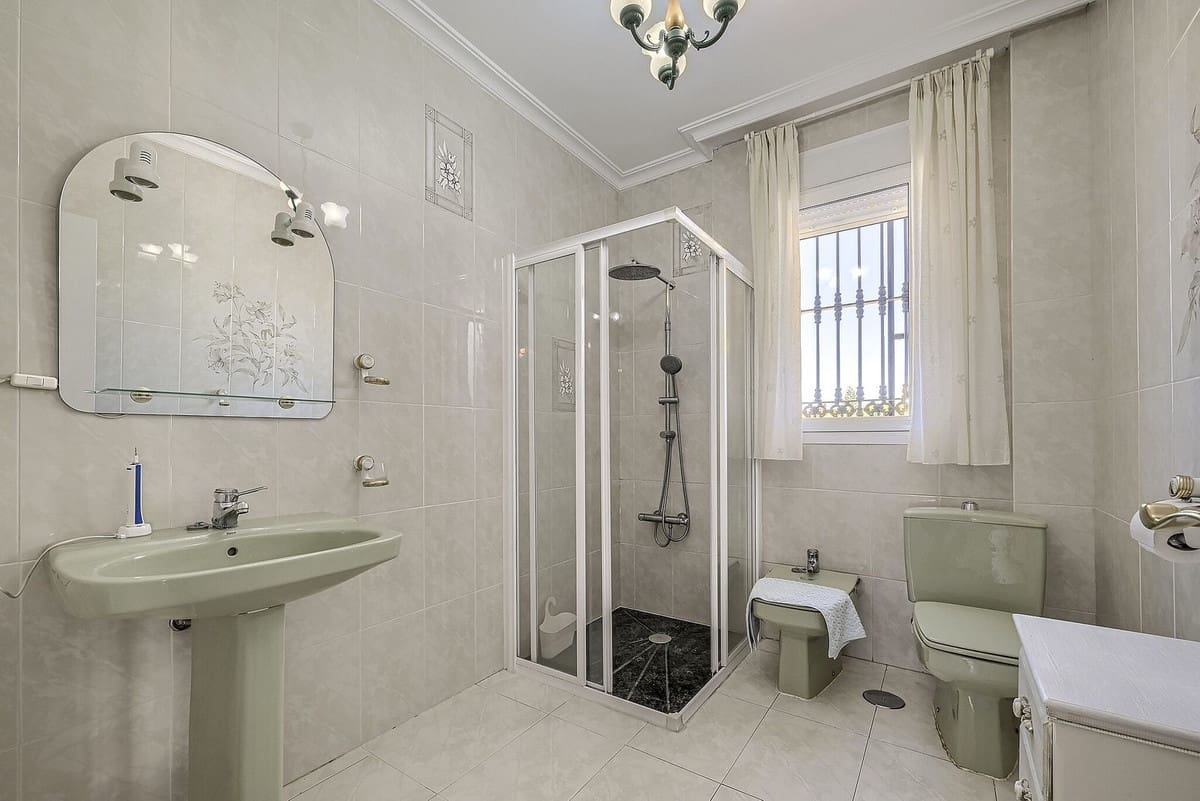 5 chambre Villa/Maison à vendre à Elviria avec piscine garage - 1 299 000 € (Ref: 10172965)