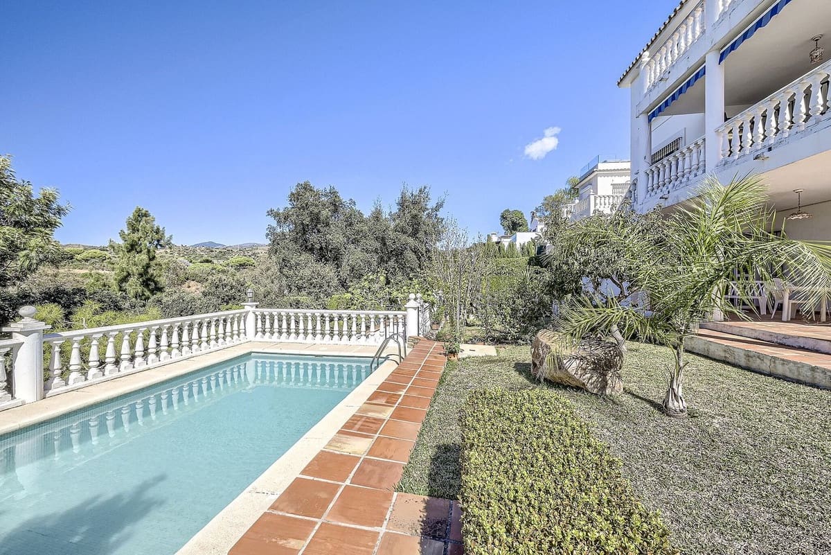 5 chambre Villa/Maison à vendre à Elviria avec piscine garage - 1 299 000 € (Ref: 10172965)