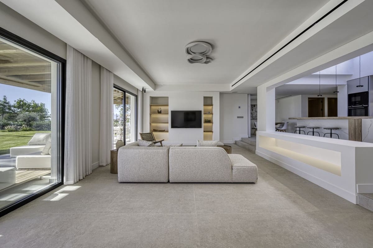 Chalet de 5 habitaciones en El Rosario en venta con piscina garaje - 3.895.000 € (Ref: 9541763)