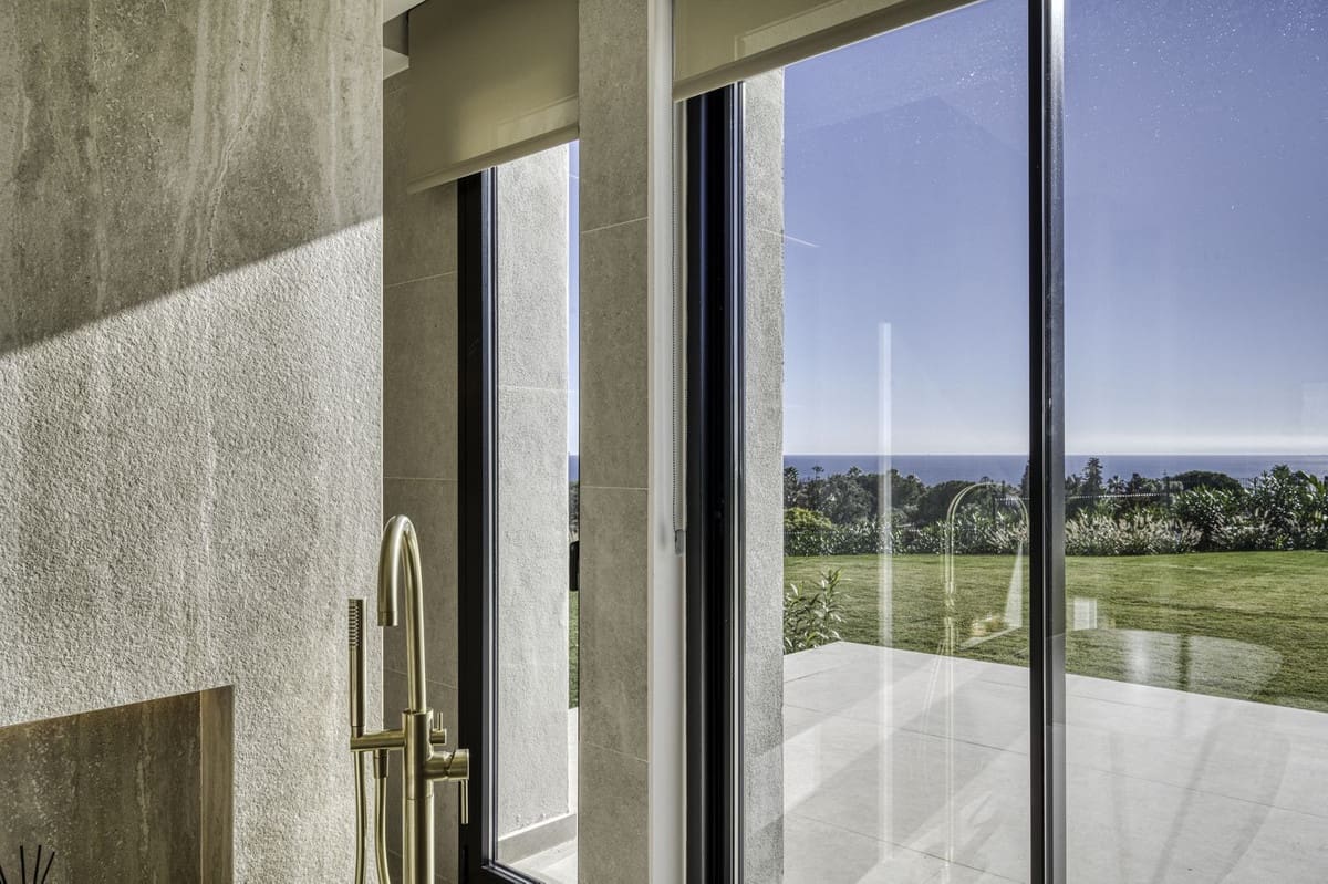 Chalet de 5 habitaciones en El Rosario en venta con piscina garaje - 3.895.000 € (Ref: 9541763)