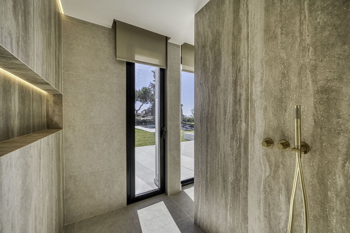 Chalet de 5 habitaciones en El Rosario en venta con piscina garaje - 3.895.000 € (Ref: 9541763)