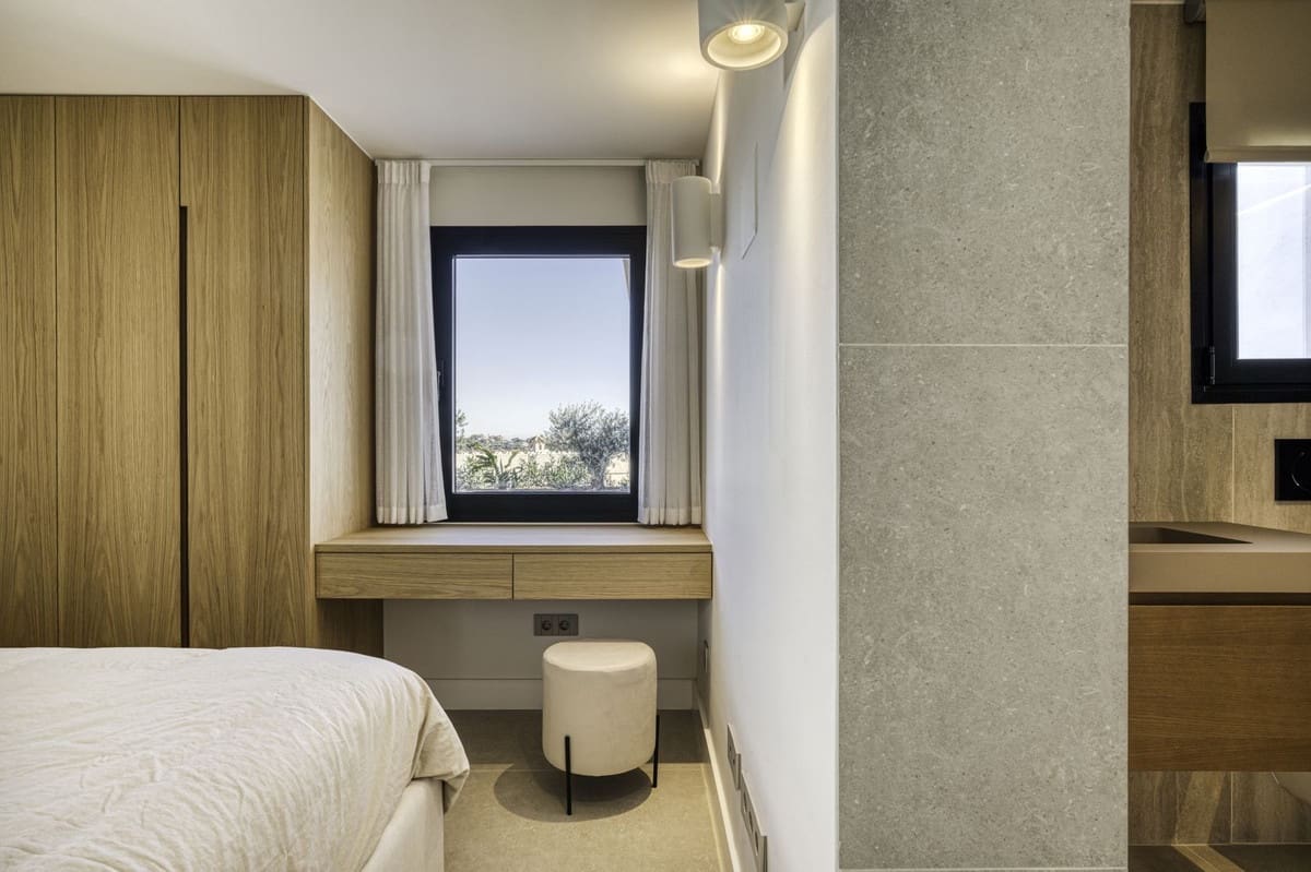 Chalet de 5 habitaciones en El Rosario en venta con piscina garaje - 3.895.000 € (Ref: 9541763)