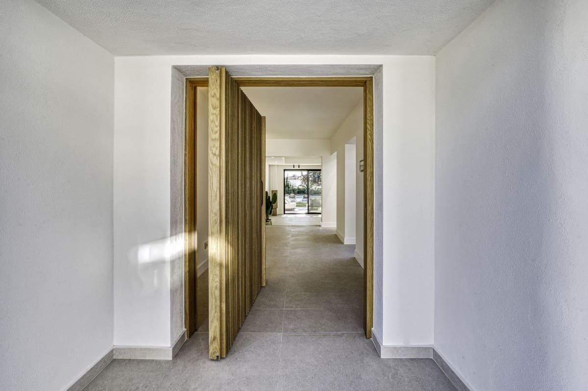 Chalet de 5 habitaciones en El Rosario en venta con piscina garaje - 3.895.000 € (Ref: 9541763)