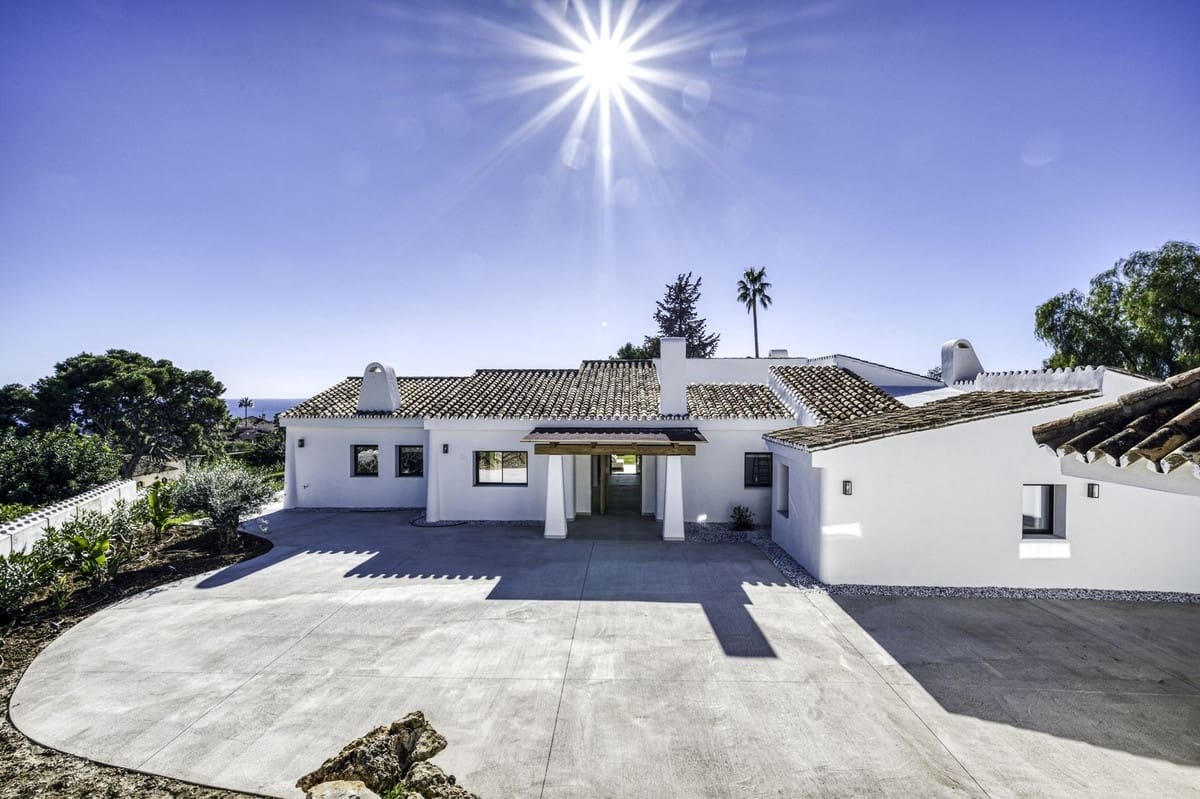 Chalet de 5 habitaciones en El Rosario en venta con piscina garaje - 3.895.000 € (Ref: 9541763)