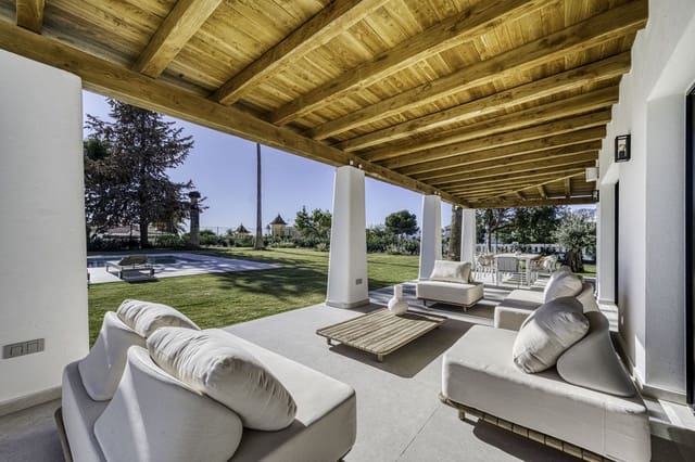 5 soverom Villa til salgs i El Rosario, Marbella med svømmebasseng garasje - € 3 895 000 (Ref: 9541763)