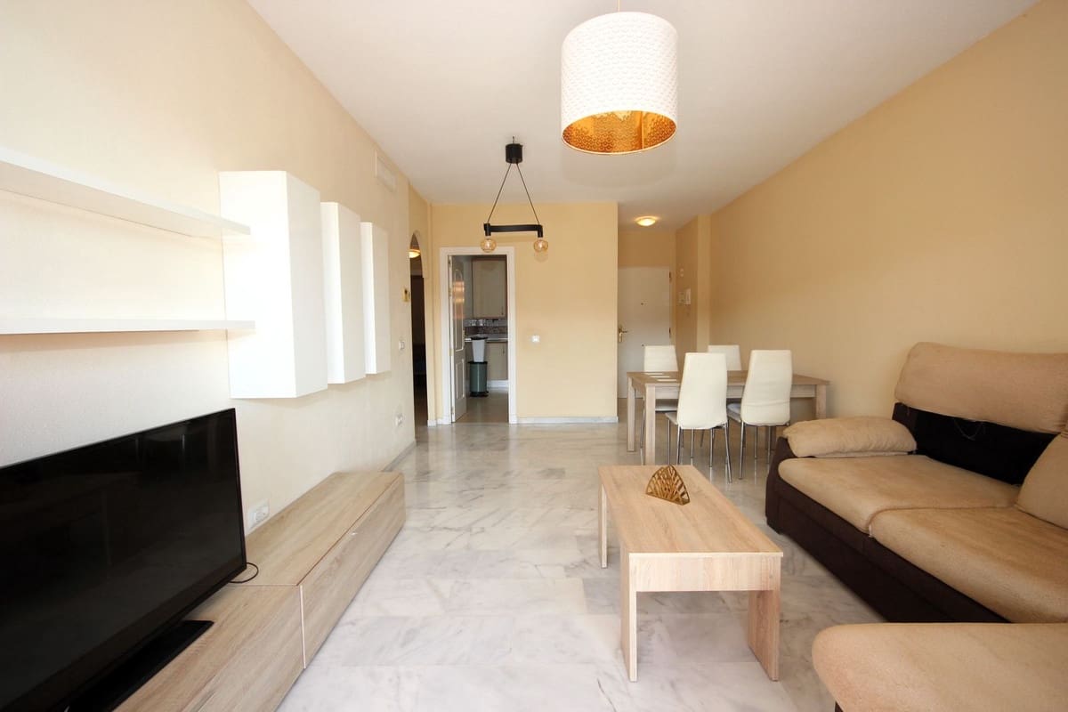 Apartamento de 2 habitaciones en La Reserva en venta con piscina garaje - 285.000 € (Ref: 9541765)