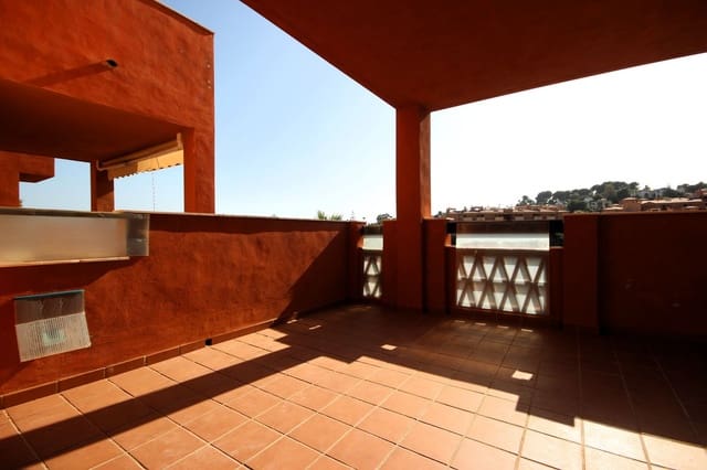 Apartamento de 2 habitaciones en La Reserva, Marbella en venta con piscina garaje - 285.000 € (Ref: 9541765)