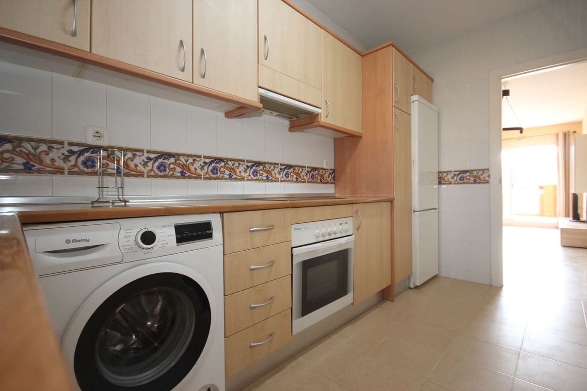 Apartamento de 2 habitaciones en La Reserva en venta con piscina garaje - 285.000 € (Ref: 9541765)