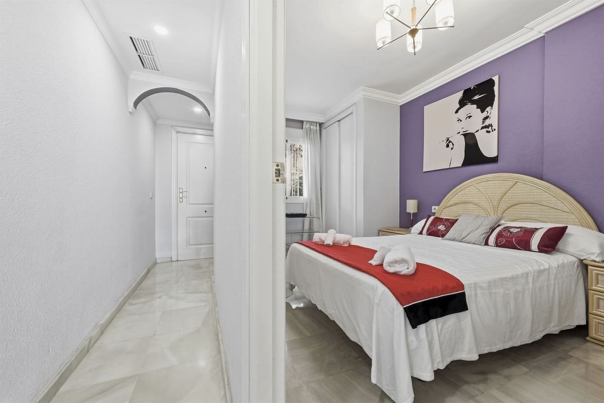 1 soveværelse Lejlighed til salg i Marbella med swimmingpool garage - € 420.000 (Ref: 9541766)