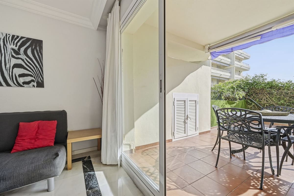 1 bedroom Apartment for sale in Marbella with pool garage - € 420,000 (Ref: 9541766)