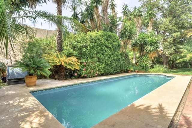 4 bedroom Villa for sale in El Rosario, Marbella - € 1,250,000 (Ref: 9541767)