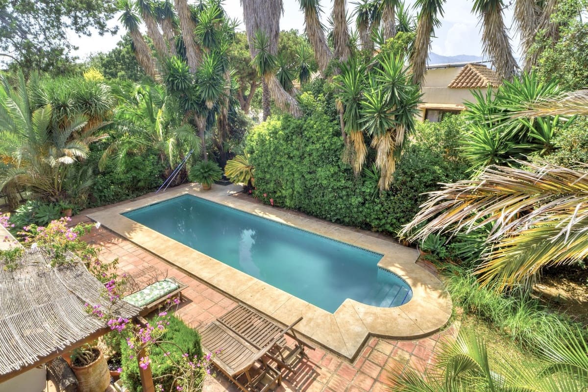 4 bedroom Villa for sale in El Rosario - € 1,250,000 (Ref: 9541767)