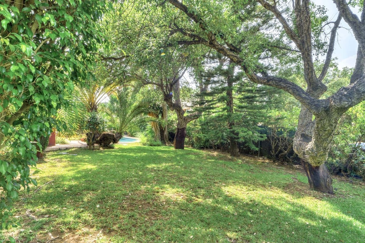 4 bedroom Villa for sale in El Rosario - € 1,250,000 (Ref: 9541767)