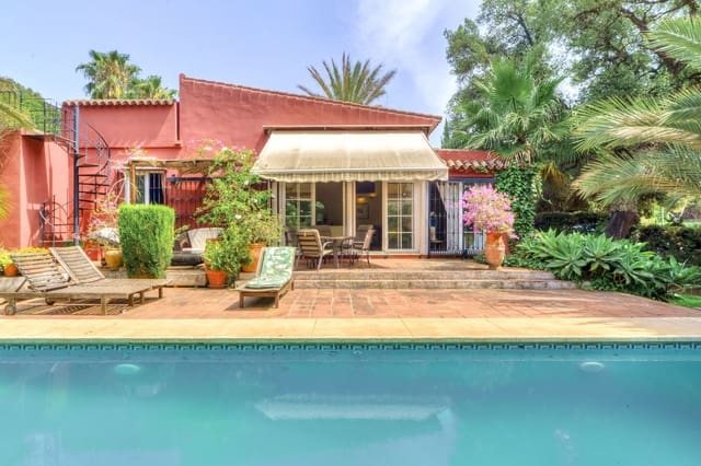 4 soveværelse Villa til salg i El Rosario, Marbella - € 1.250.000 (Ref: 9541767)