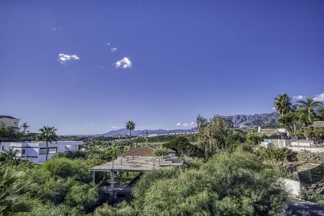 4 sypialnia Willa na sprzedaż w El Rosario, Marbella z basenem garażem - 2 000 000 € (Ref: 9541768)