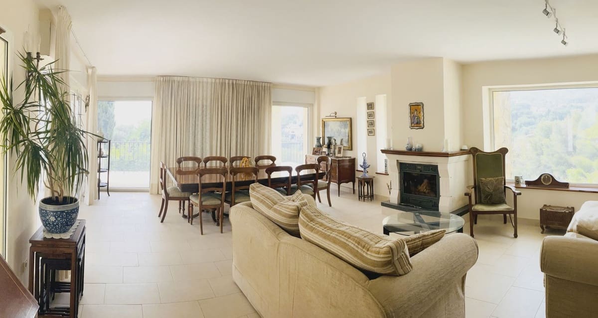 6 quarto Moradia para venda em Marbella com piscina garagem - 1 950 000 € (Ref: 9541770)