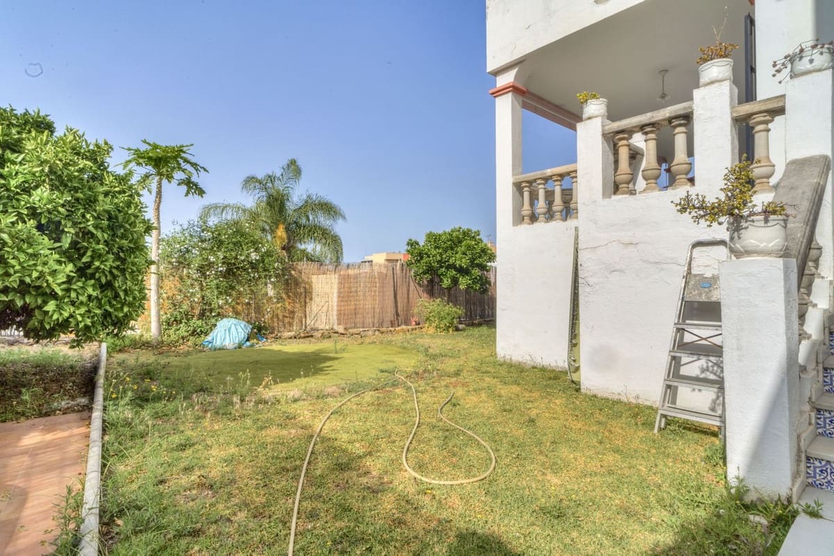 5 makuuhuone Huvila myytävänä paikassa Marbella mukana 
autotalli - 1 295 000 € (Ref: 9541771)