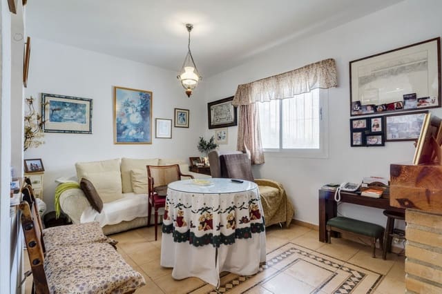 5 quarto Moradia para venda em Marbella com garagem - 1 295 000 € (Ref: 9541771)