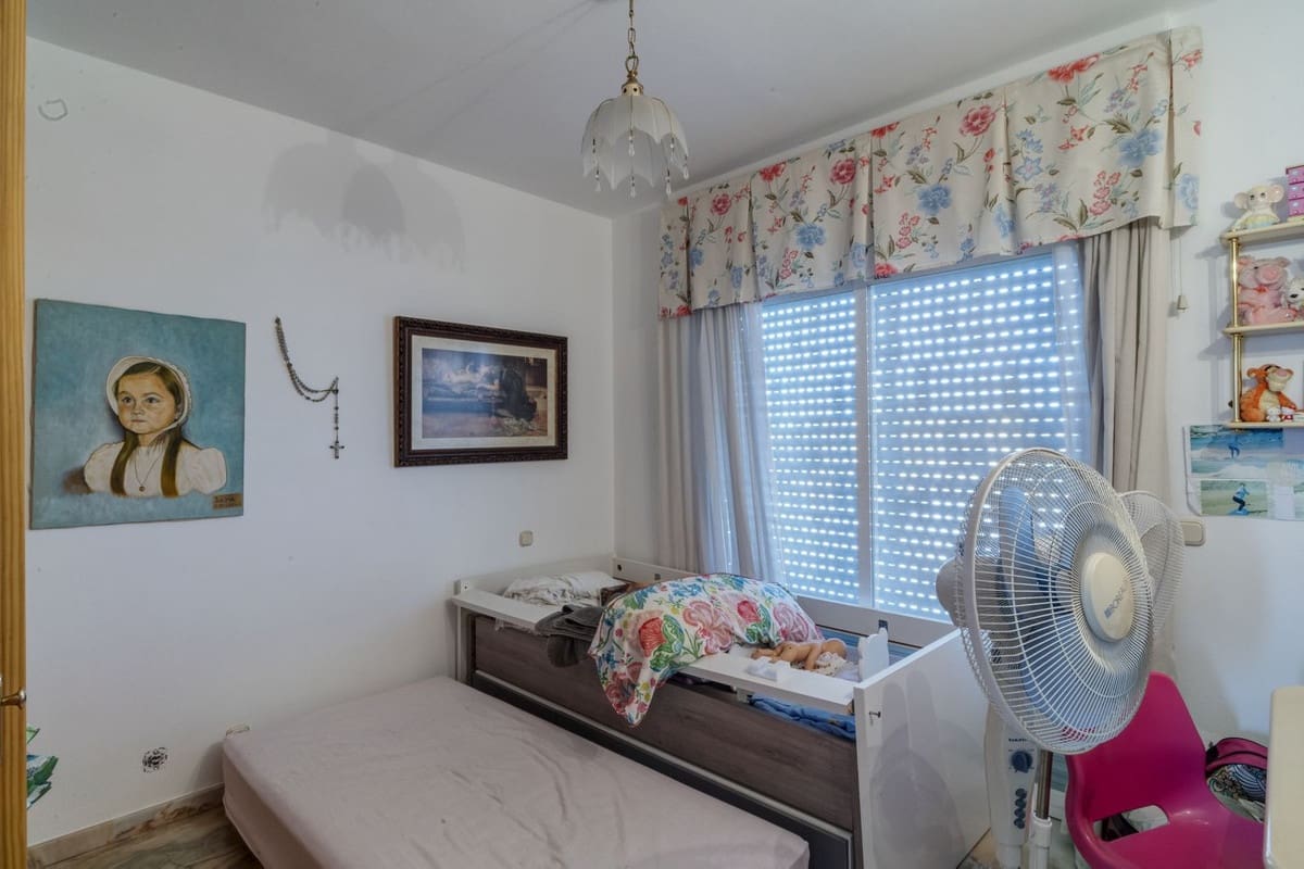 5 soveværelse Villa til salg i Marbella med garage - € 1.295.000 (Ref: 9541771)