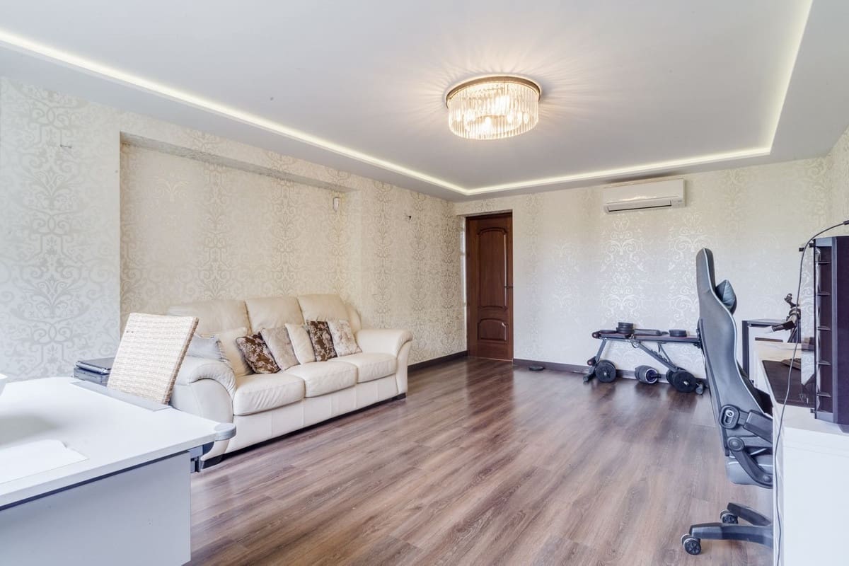 4 bedroom Villa for sale in Carib Playa with pool garage - € 1,250,000 (Ref: 9541772)