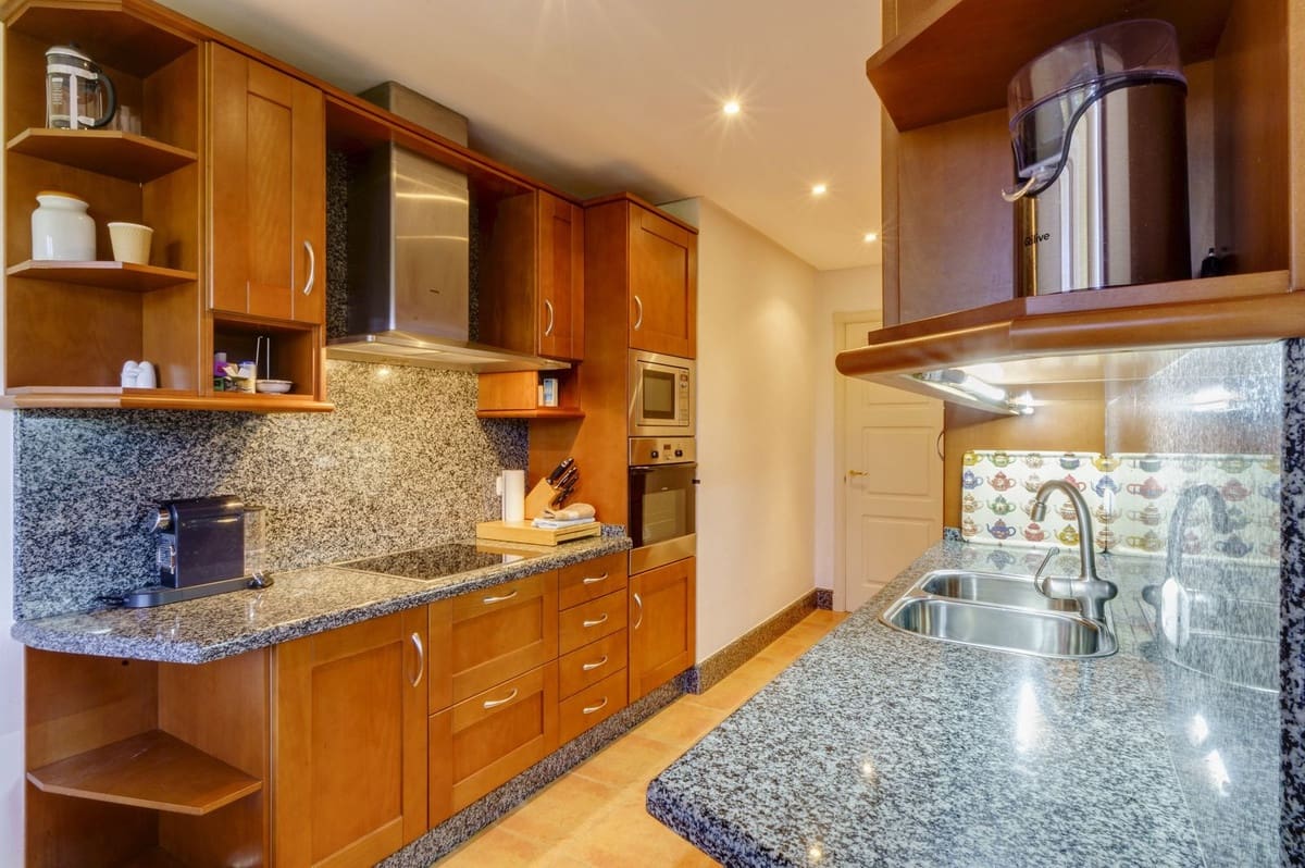 3 camera da letto Appartamento in vendita in Bahia de Marbella con piscina garage - 1.150.000 € (Rif: 9541773)