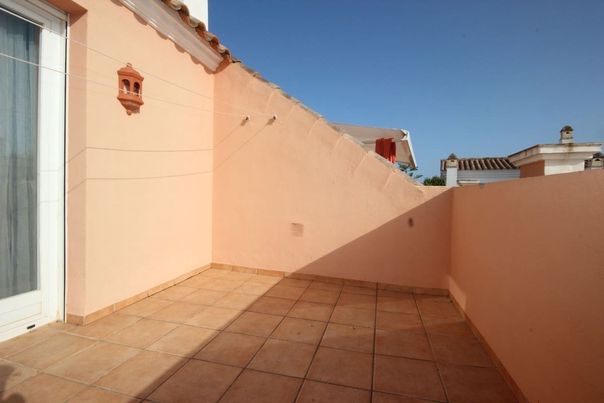 3 camera da letto Casa in vendita in Bahia de Marbella con piscina garage - 1.090.000 € (Rif: 9541774)