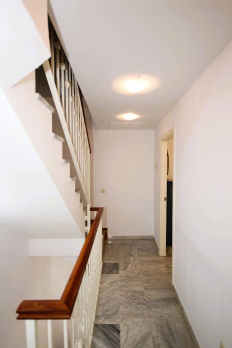 3 camera da letto Casa in vendita in Bahia de Marbella con piscina garage - 1.090.000 € (Rif: 9541774)