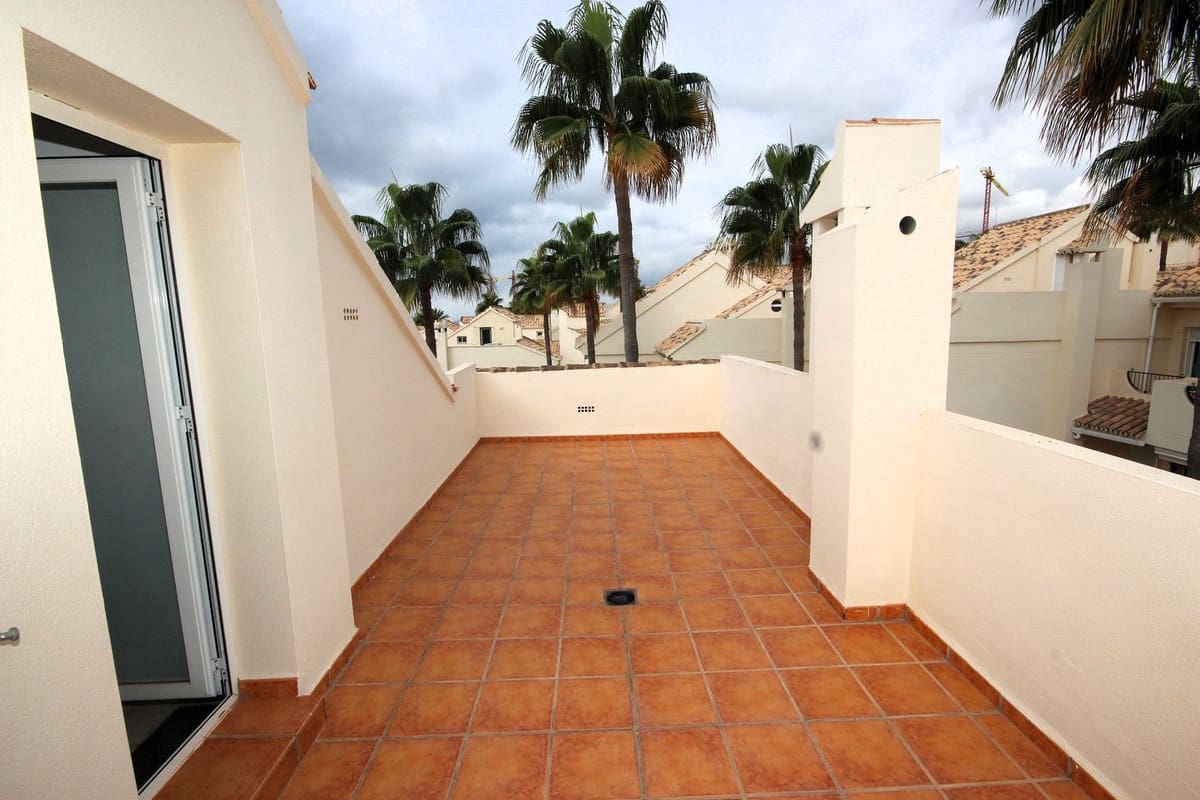 3 slaapkamer Huis te koop in Costabella met zwembad garage - € 850.000 (Ref: 9541776)