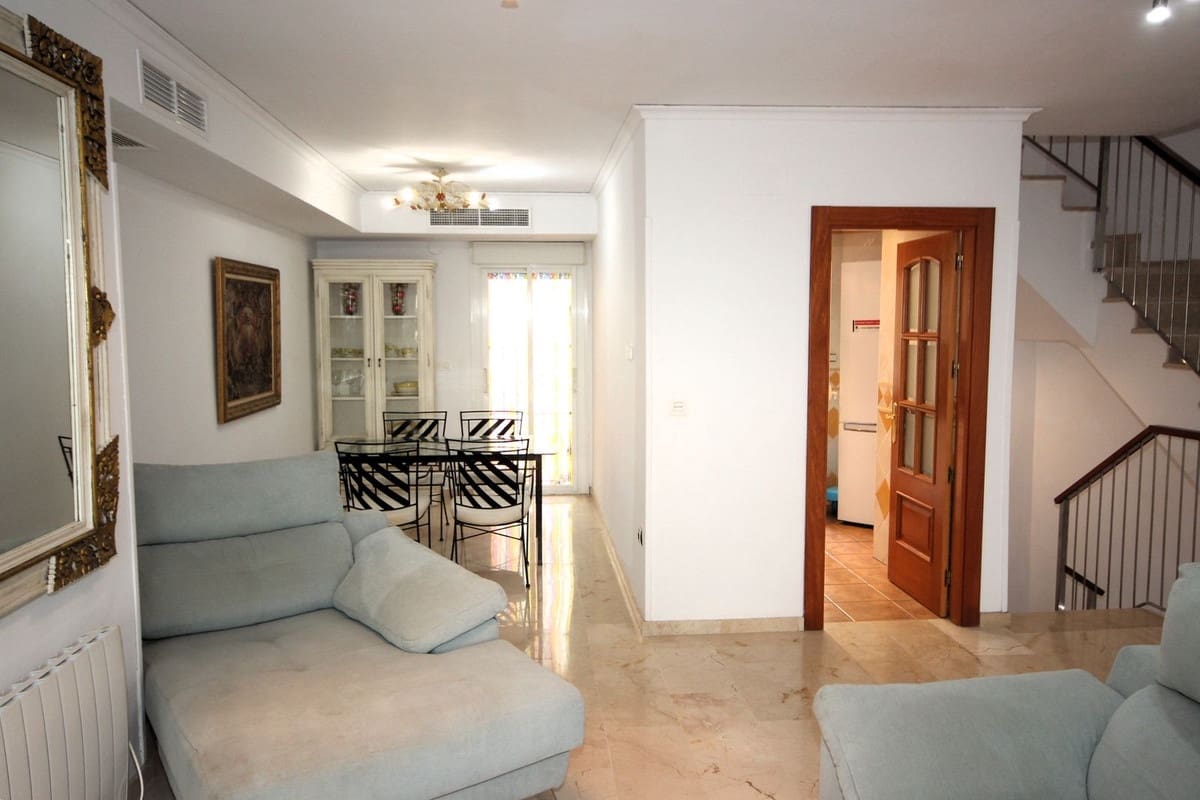 3 slaapkamer Huis te koop in Costabella met zwembad garage - € 790.000 (Ref: 9541776)