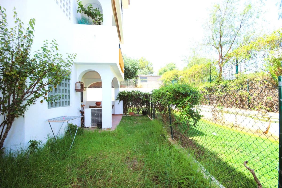 3 Zimmer Apartment zu verkaufen in Marbella mit Pool - 450.000 € (Ref: 9541780)