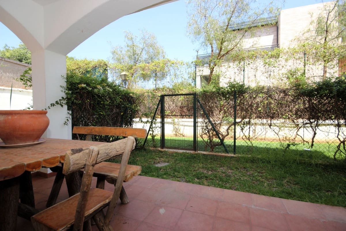 3 Zimmer Apartment zu verkaufen in Marbella mit Pool - 450.000 € (Ref: 9541780)