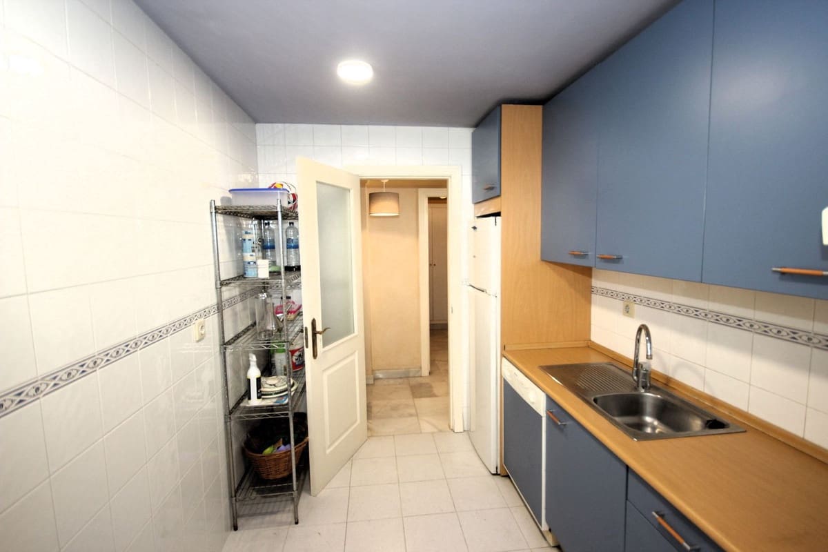 3 slaapkamer Appartement te koop in Marbella met zwembad - € 450.000 (Ref: 9541780)