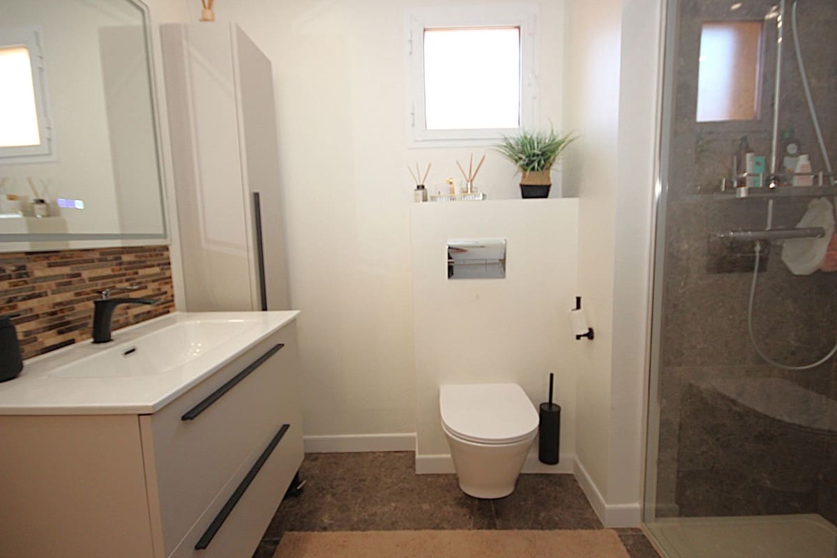 Apartamento de 2 habitaciones en La Reserva en venta con piscina garaje - 435.000 € (Ref: 9541781)